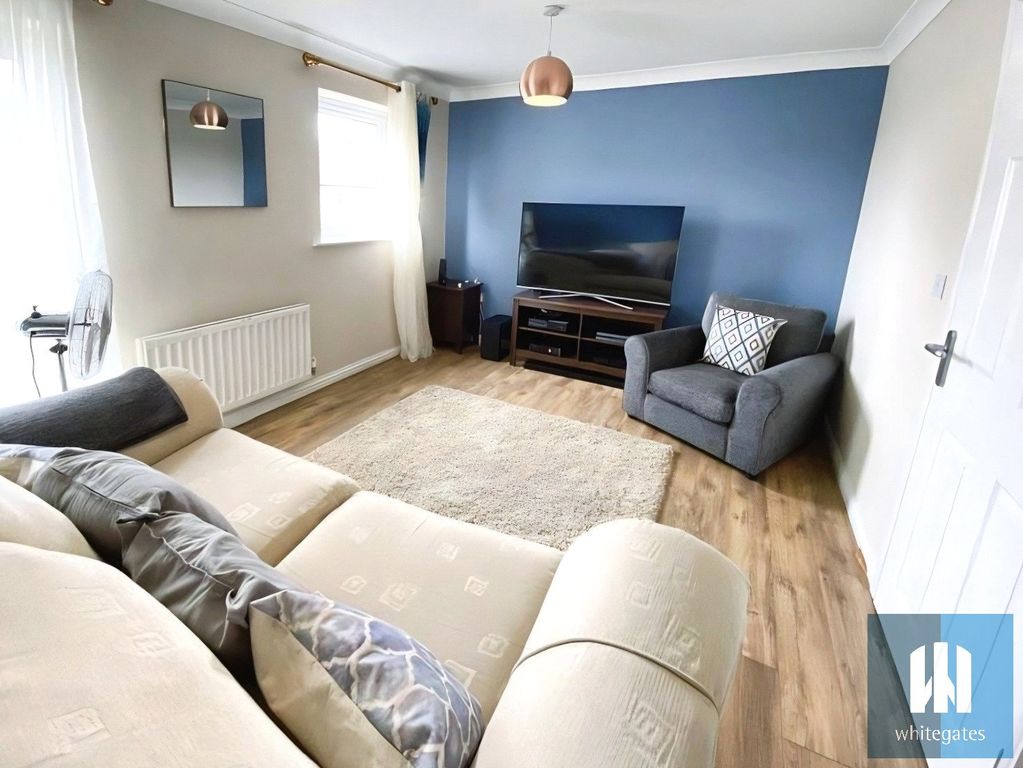 Property photo 3 of 13 Picture No. 12