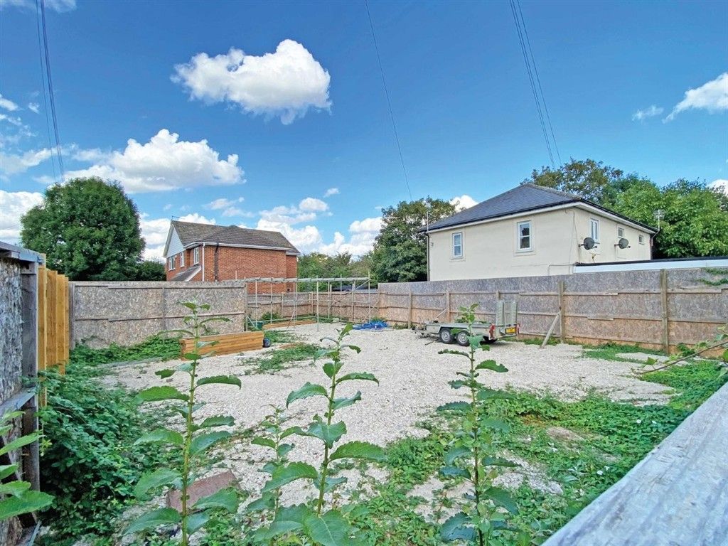 Property photo 3 of 3
