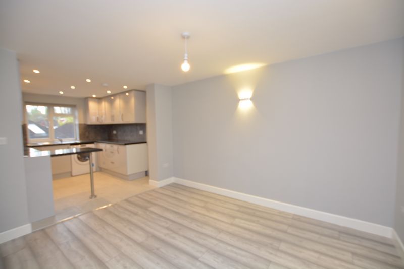 Property photo 3 of 5 Photo 5