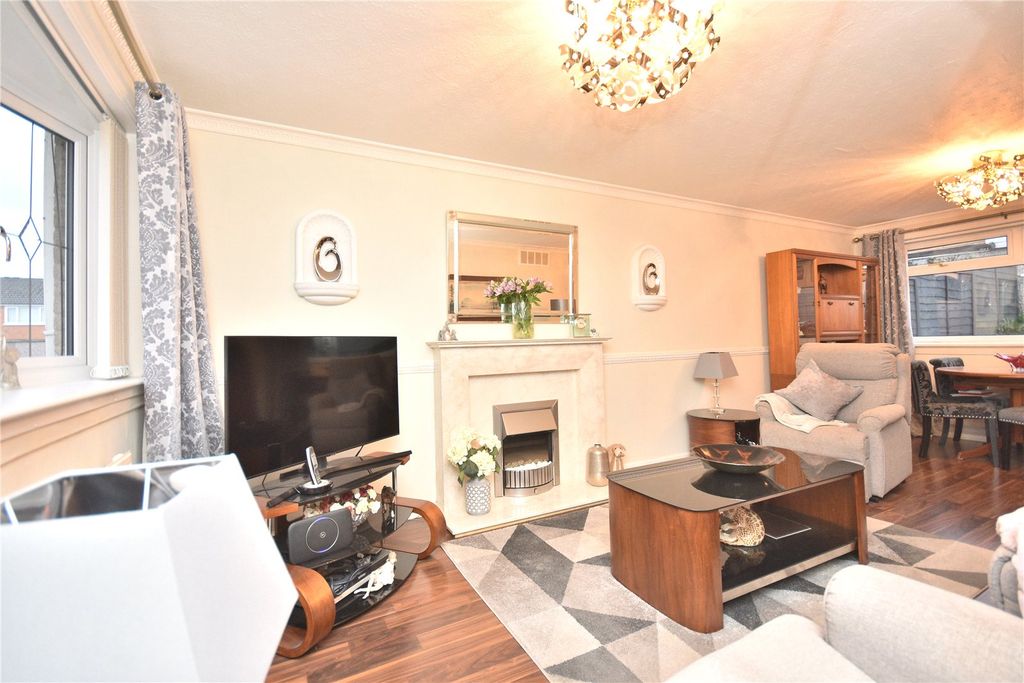 Property photo 3 of 17 Picture No. 12