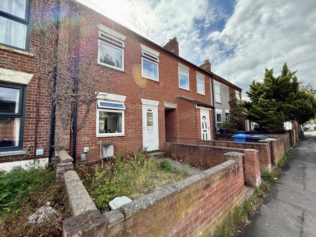 Property photo 1 of 24