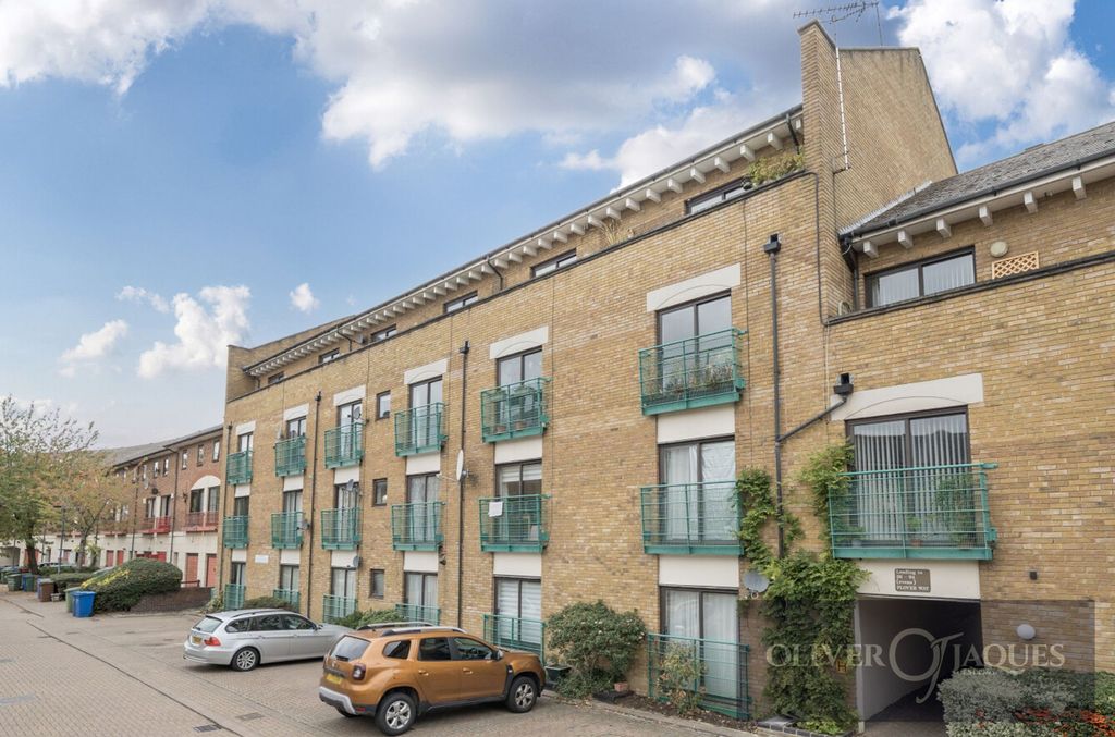 Property photo 1 of 24