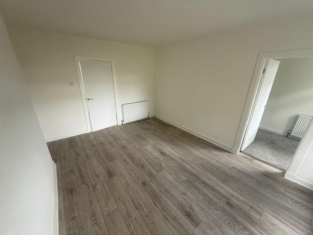 Property photo 2 of 17 Photo 2