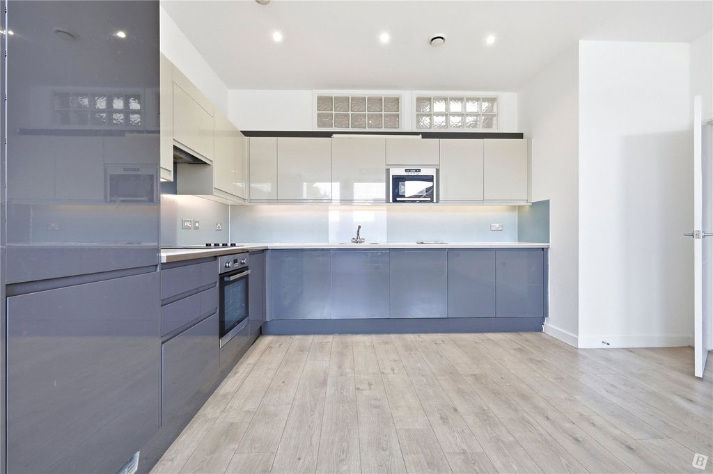 Property photo 1 of 16 Kitchen