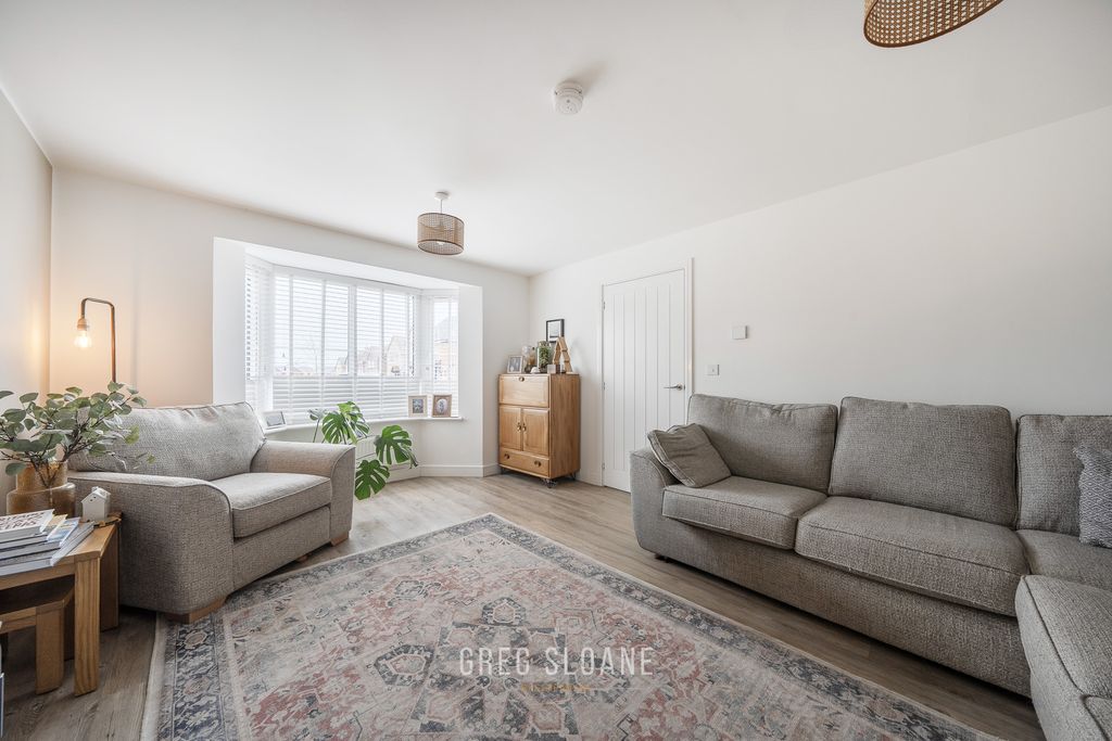 Property photo 3 of 22 1408574-17-69973Bd3Acecf