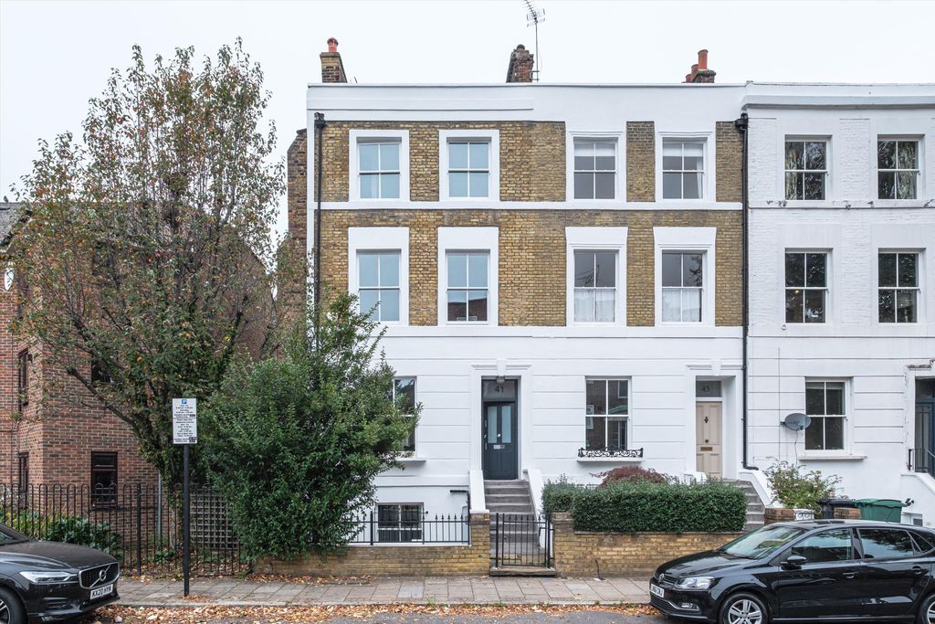 Property photo 1 of 31 Image