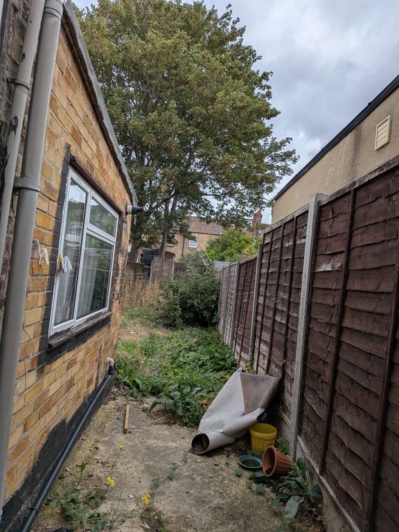 Property photo 3 of 22