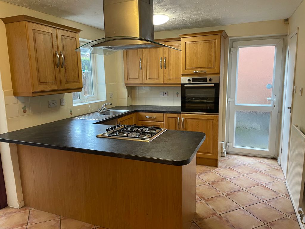 Property photo 3 of 6 Gallery