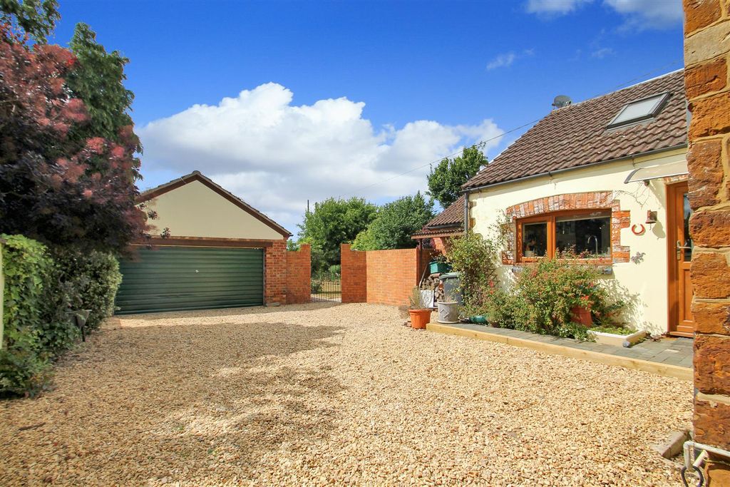 Property photo 3 of 39 Img_9429.Jpg