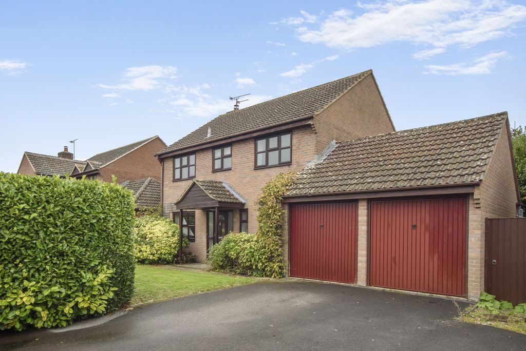 Property photo 1 of 20 Front View