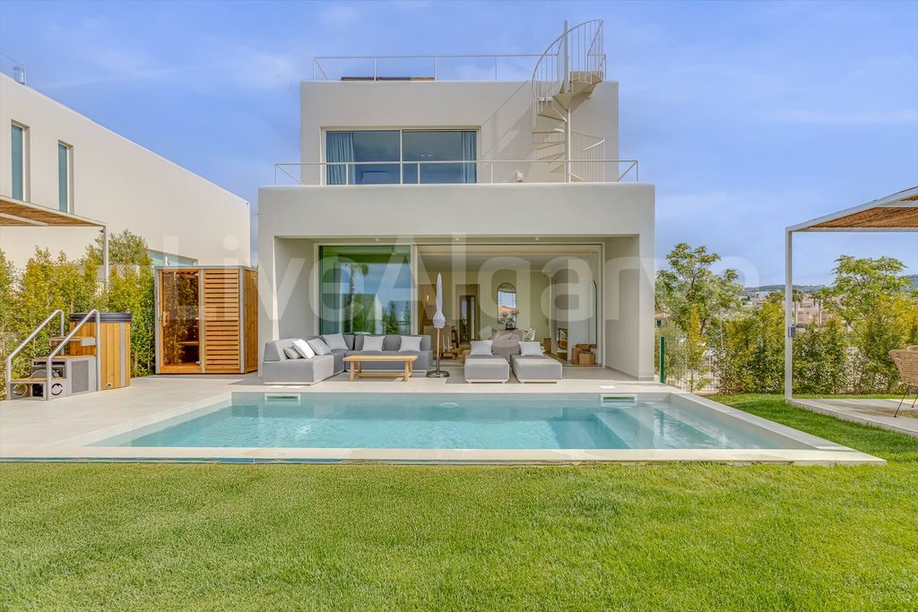 Property photo 1 of 50 Sea View | New Modern T3 Villa With Rooftop Terrace At Santa Barbara De Nexe For Sale - Faro