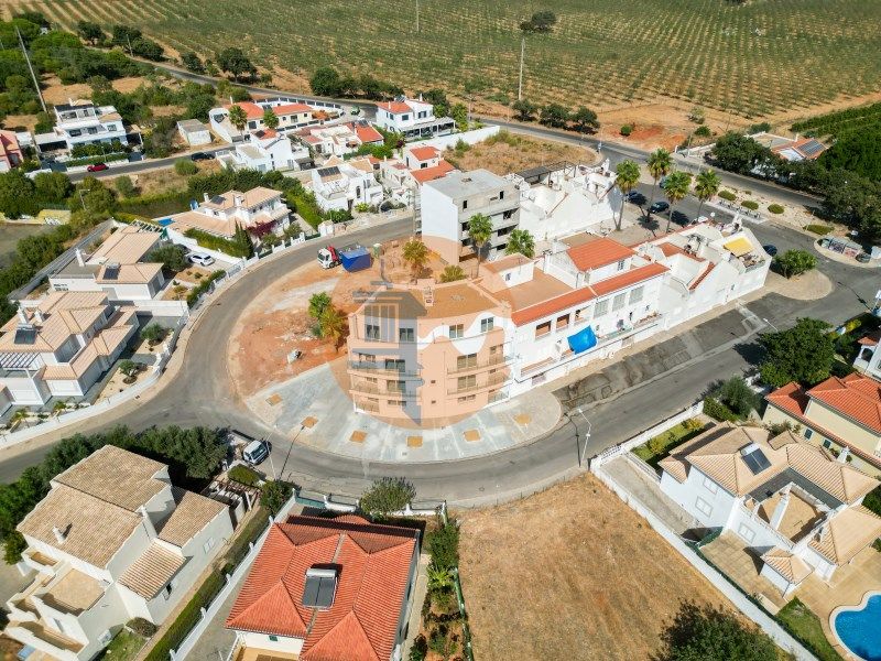 Property photo 3 of 33