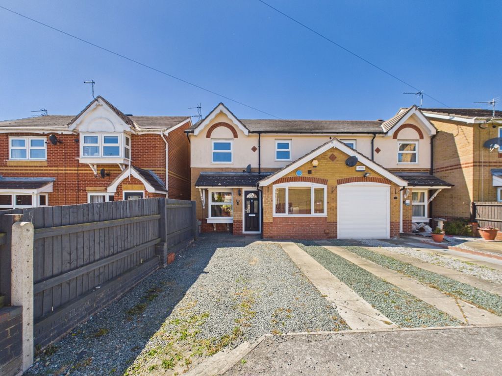 Property photo 1 of 19 5084521