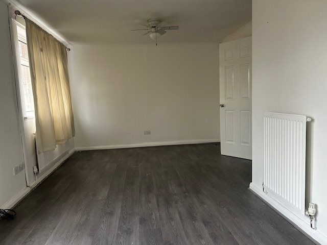 Property photo 3 of 9 Img_3786