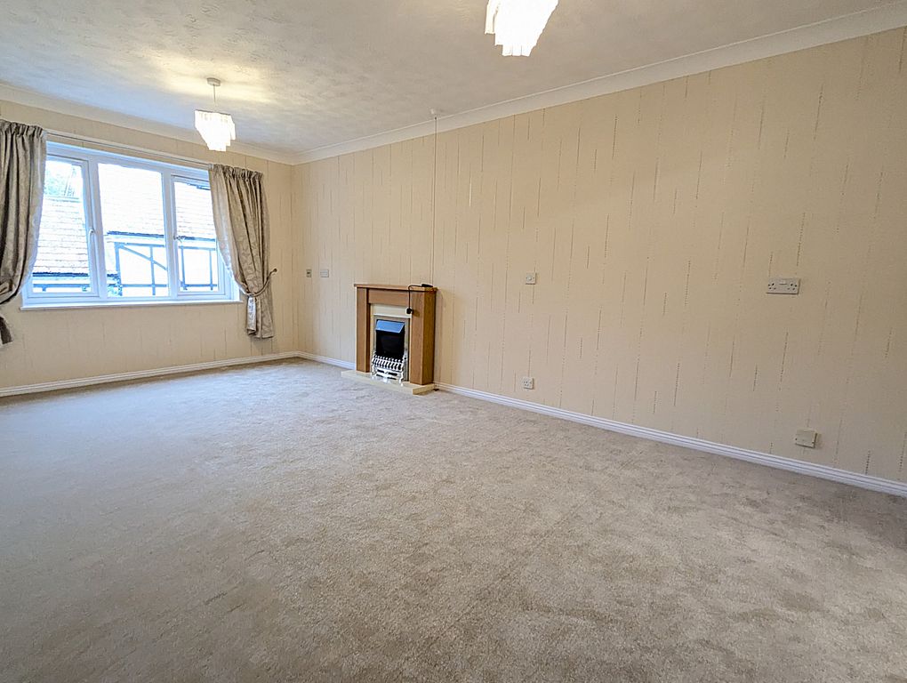 Property photo 3 of 13