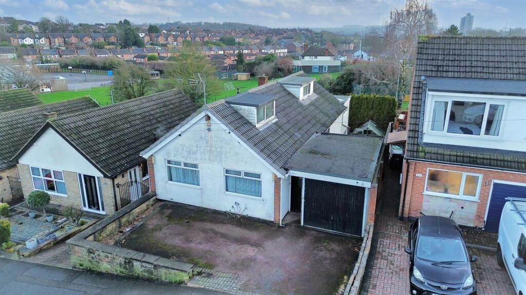 Property photo 2 of 16