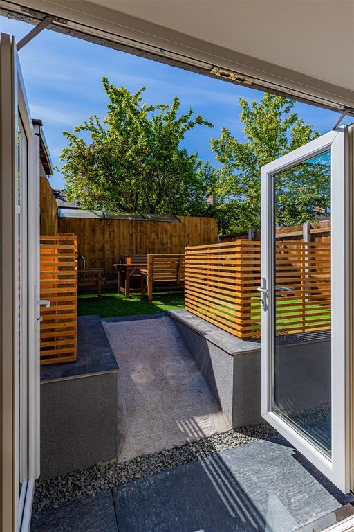 Property photo 2 of 12 Theodora Street 50-2.Jpg