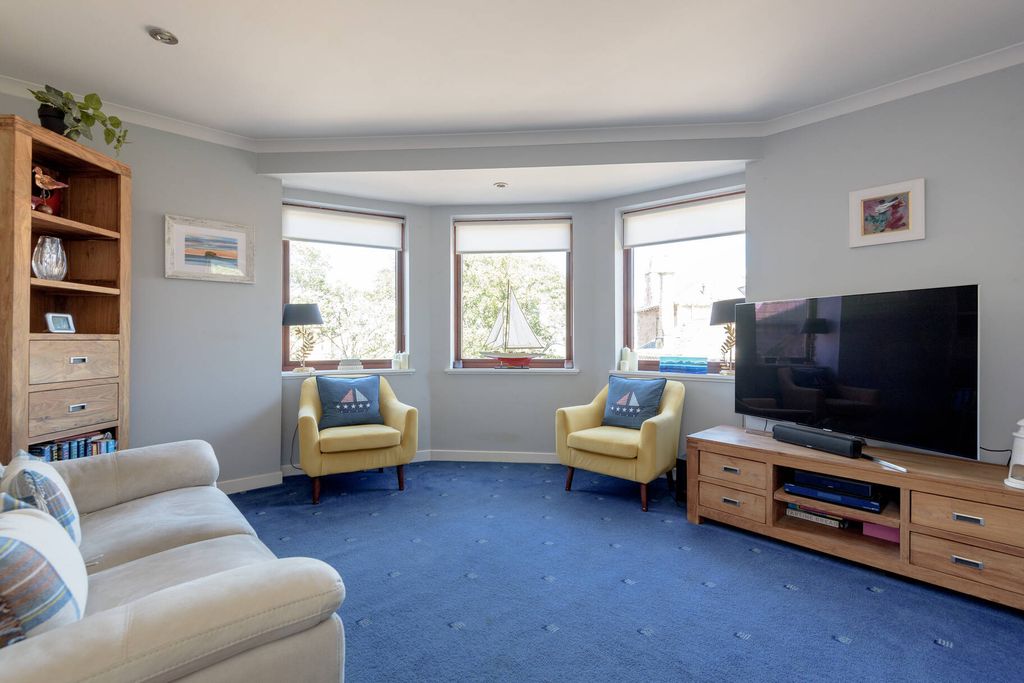 Property photo 2 of 27 Property Image 2