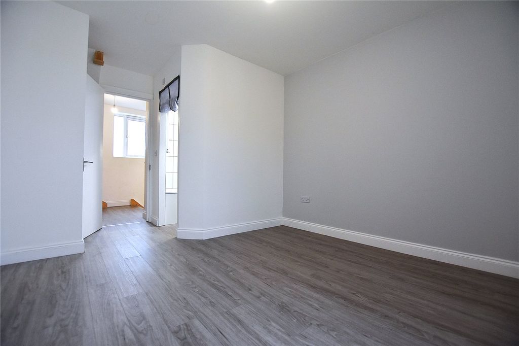 Property photo 1 of 13 Picture No. 08