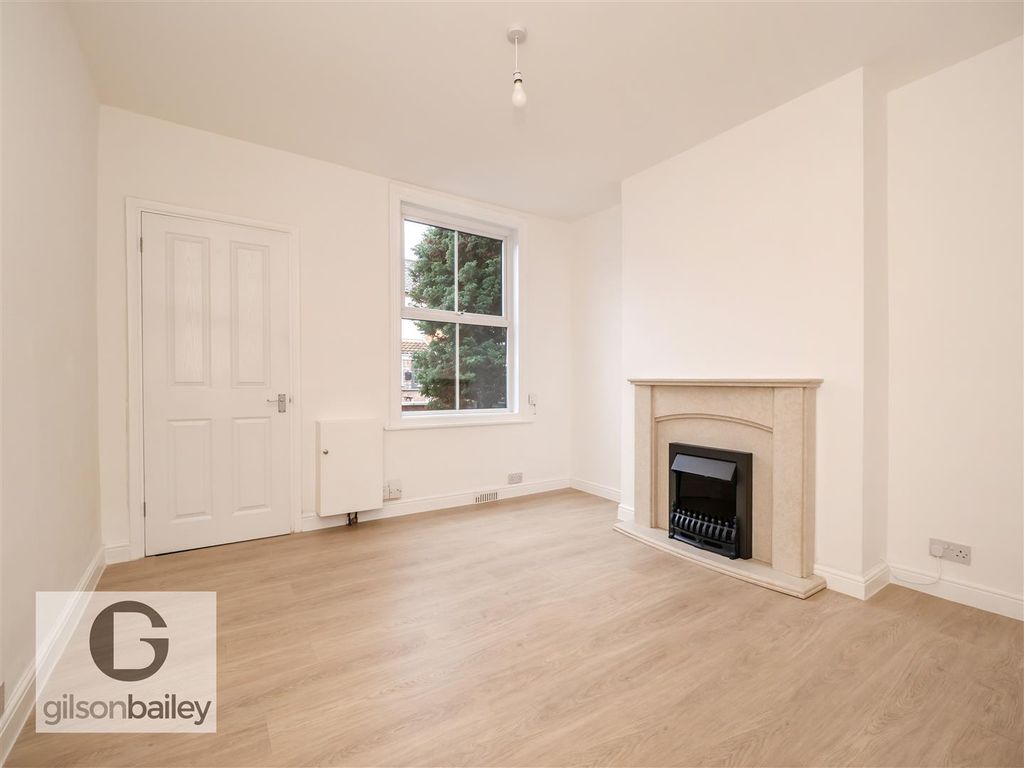 Property photo 2 of 31 123Spencerstreet-21.Jpg