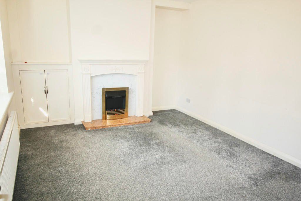 Property photo 3 of 7 Picture No. 06