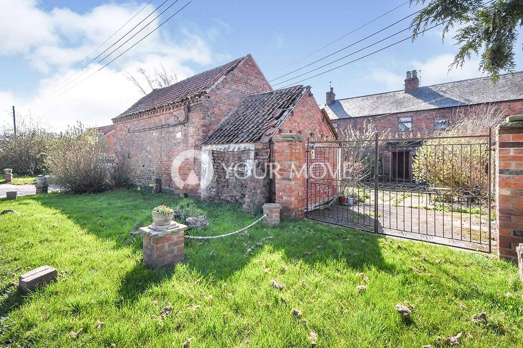 Property photo 1 of 12 External