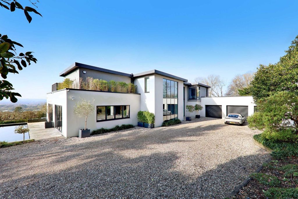 Property photo 1 of 29 Picture No. 47