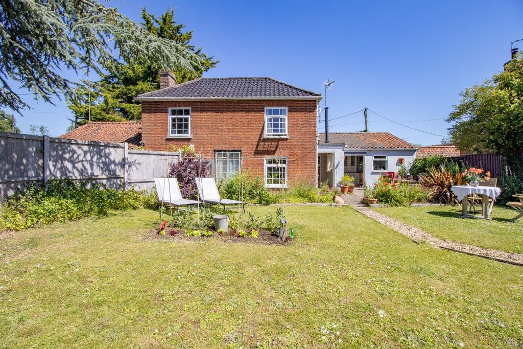 Property photo 1 of 24 2235402