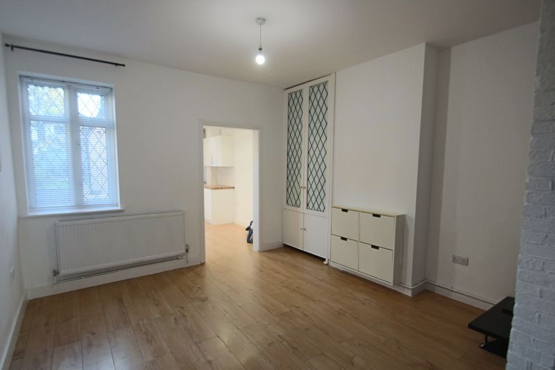 Property photo 3 of 10 Photo 18