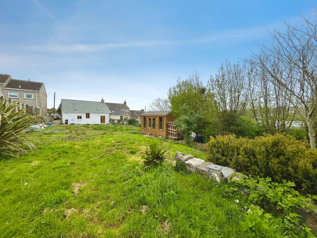 Property photo 2 of 22 5020766