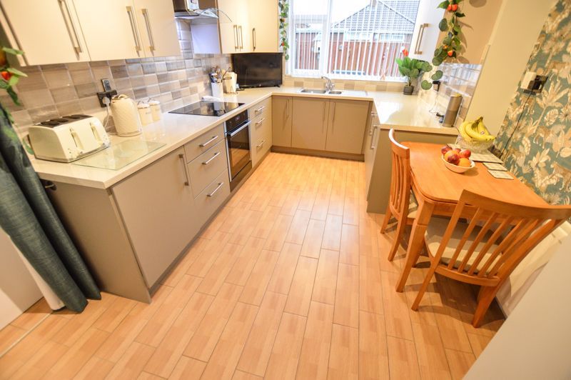 Property photo 3 of 11 Photo 3