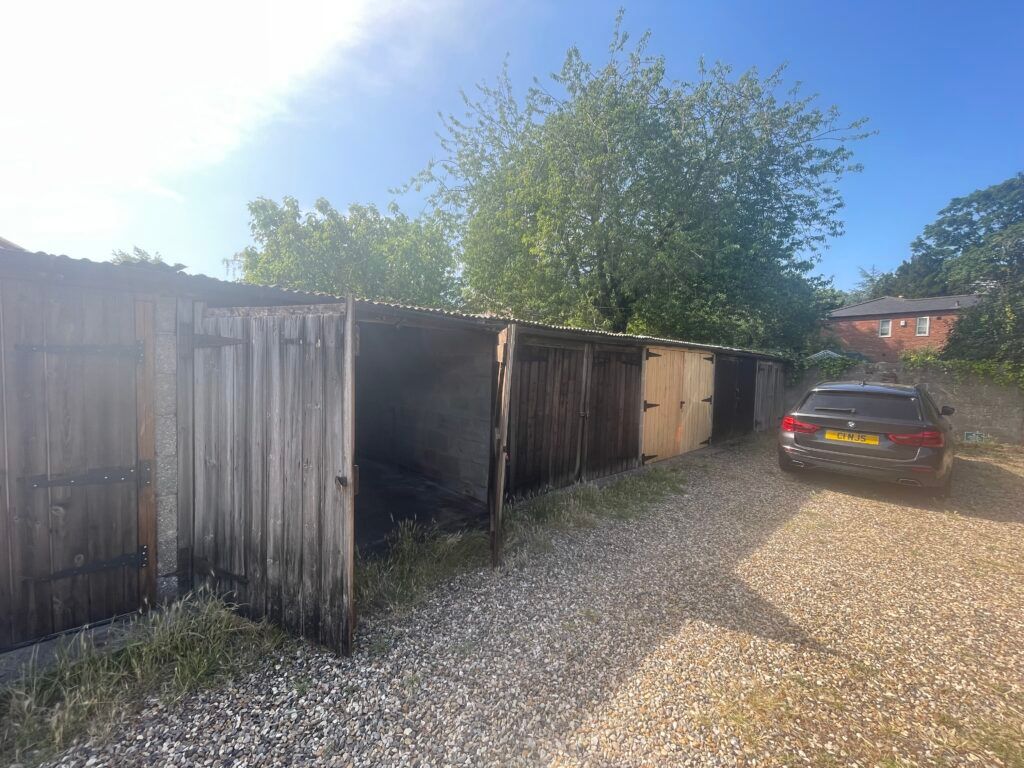 Property photo 2 of 5