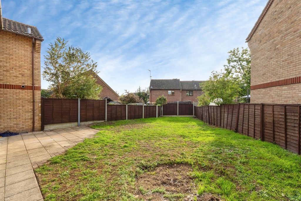 Property photo 2 of 14