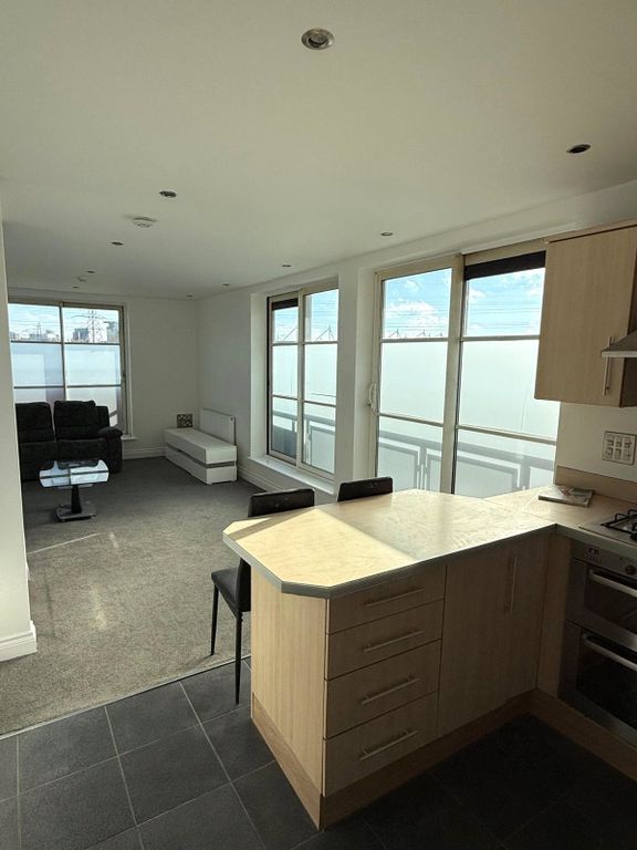 Property photo 2 of 14 Picture No. 01