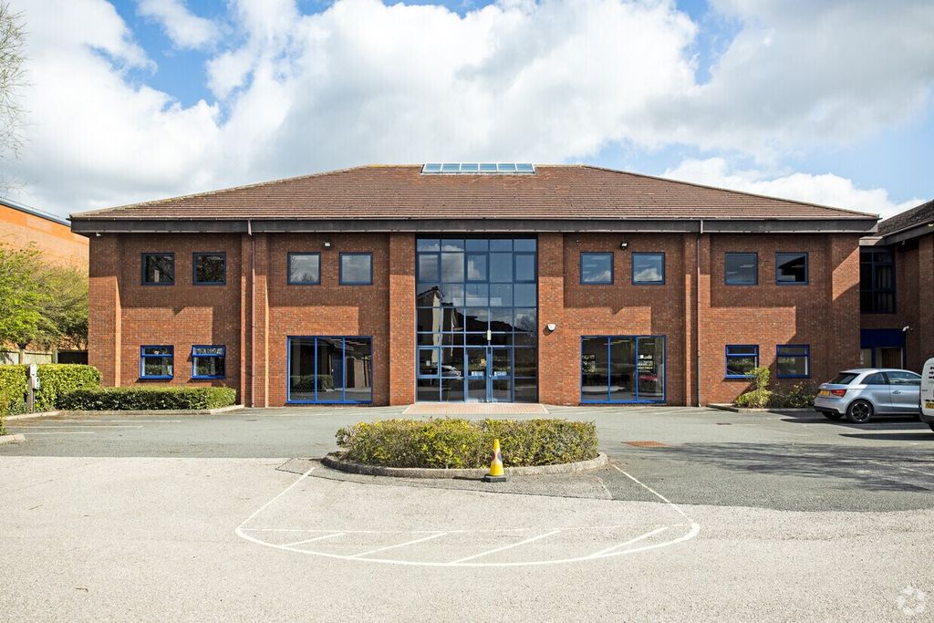 Property photo 2 of 6