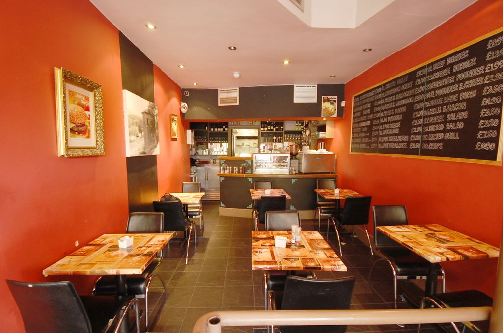 Property photo 2 of 6