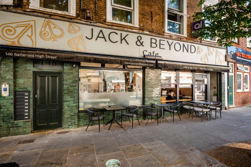 Property photo 1 of 10 Battersea High St 146 - Low Res 2.Jpg