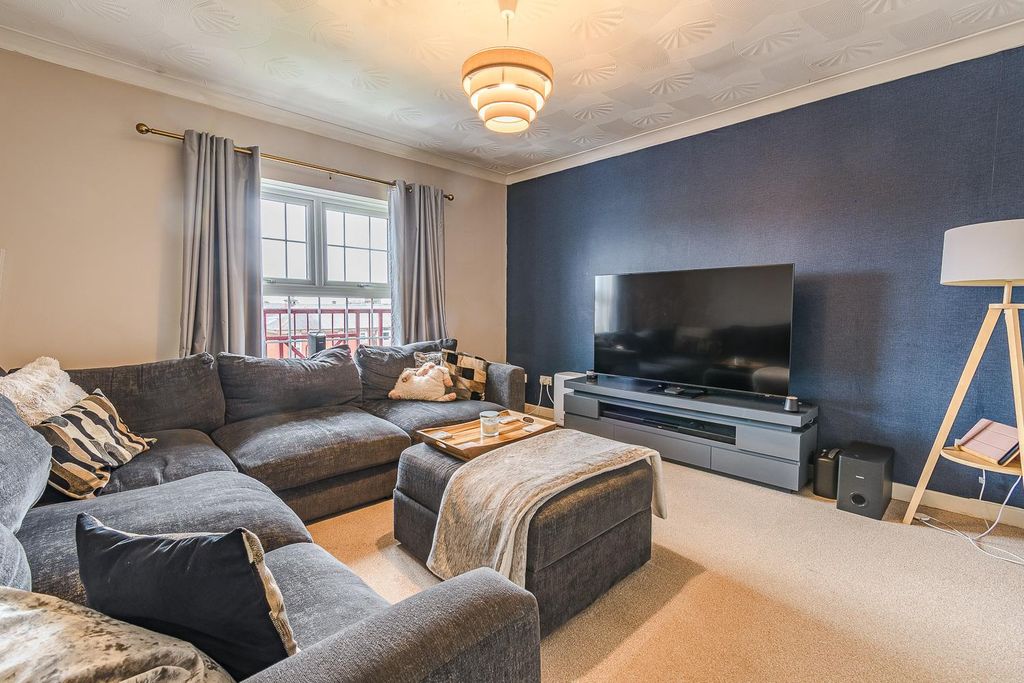 Property photo 2 of 13 Living Room