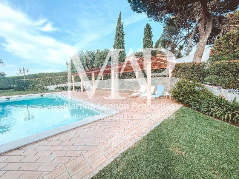 Property photo 3 of 27