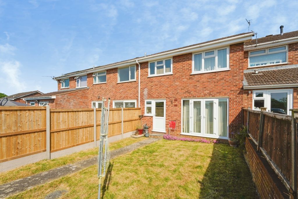 Property photo 2 of 11 Pbox-Img.Jpg