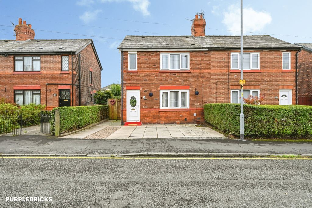 Property photo 2 of 23