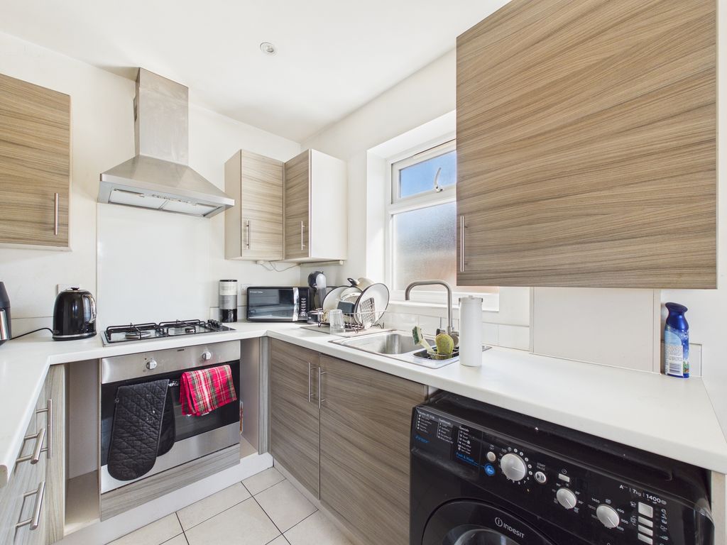 Property photo 3 of 5 Open Plan Kitchen