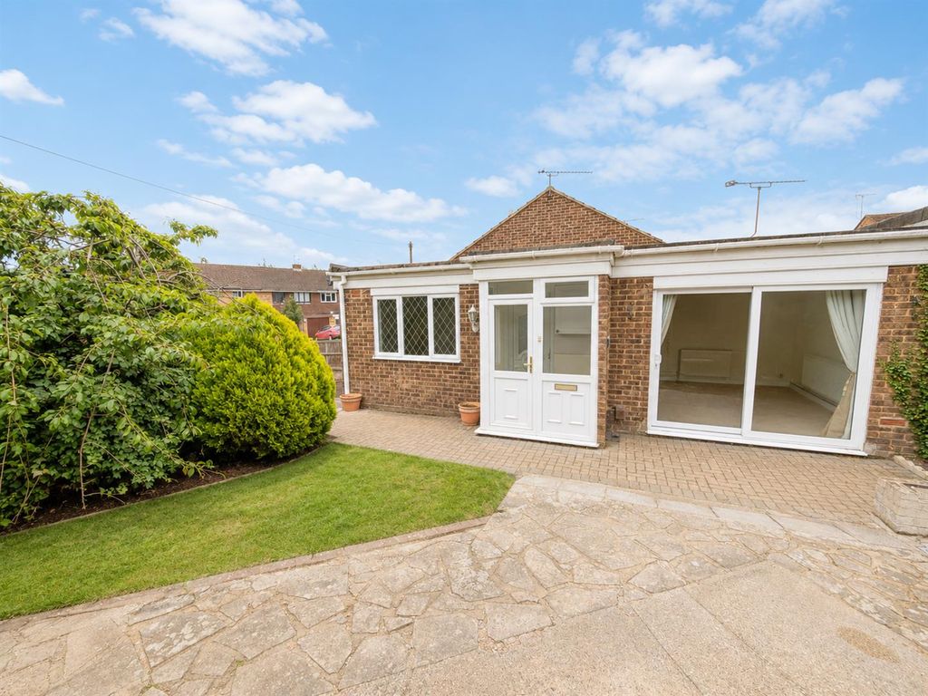 Property photo 1 of 7