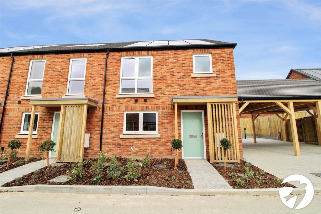 Property photo 1 of 14 Front