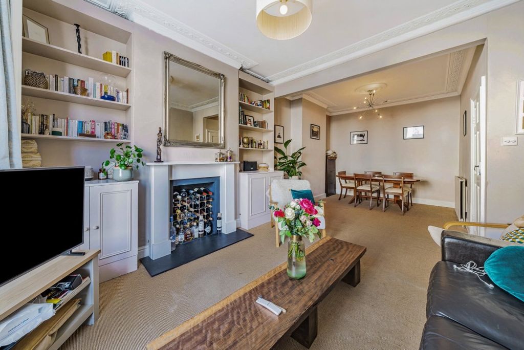 Property photo 2 of 15 1093410 (3)