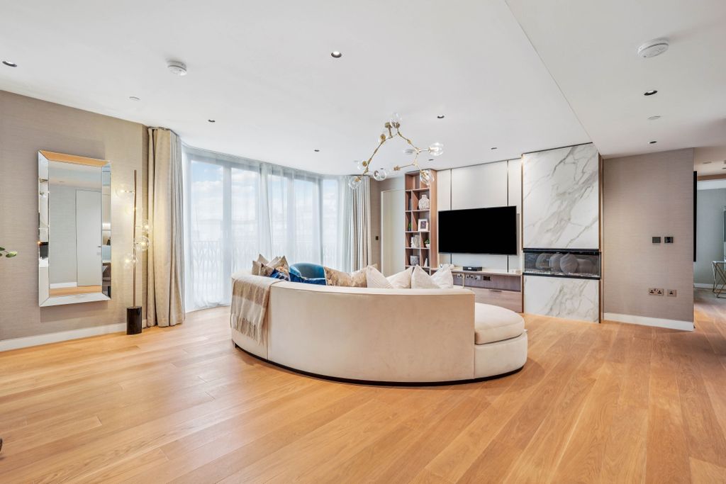 Property photo 3 of 16 7.Jpg