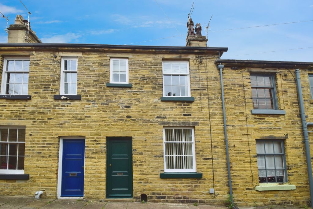 Property photo 1 of 9