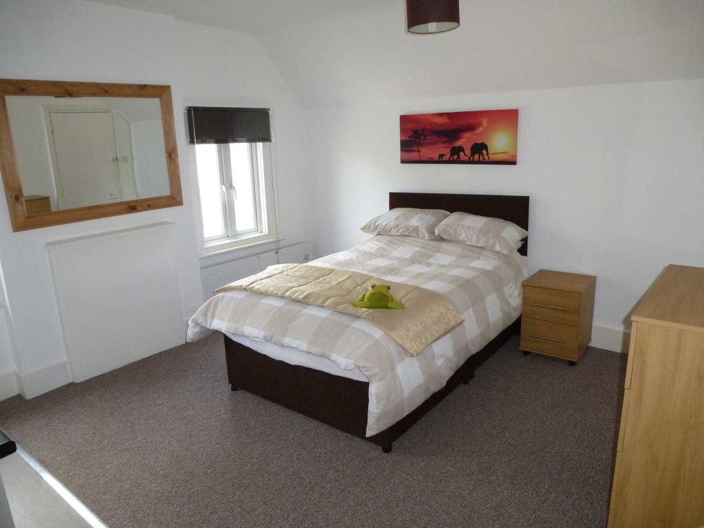 Property photo 2 of 4 4186404