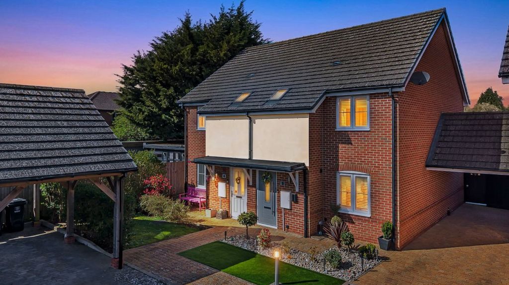 Property photo 3 of 18