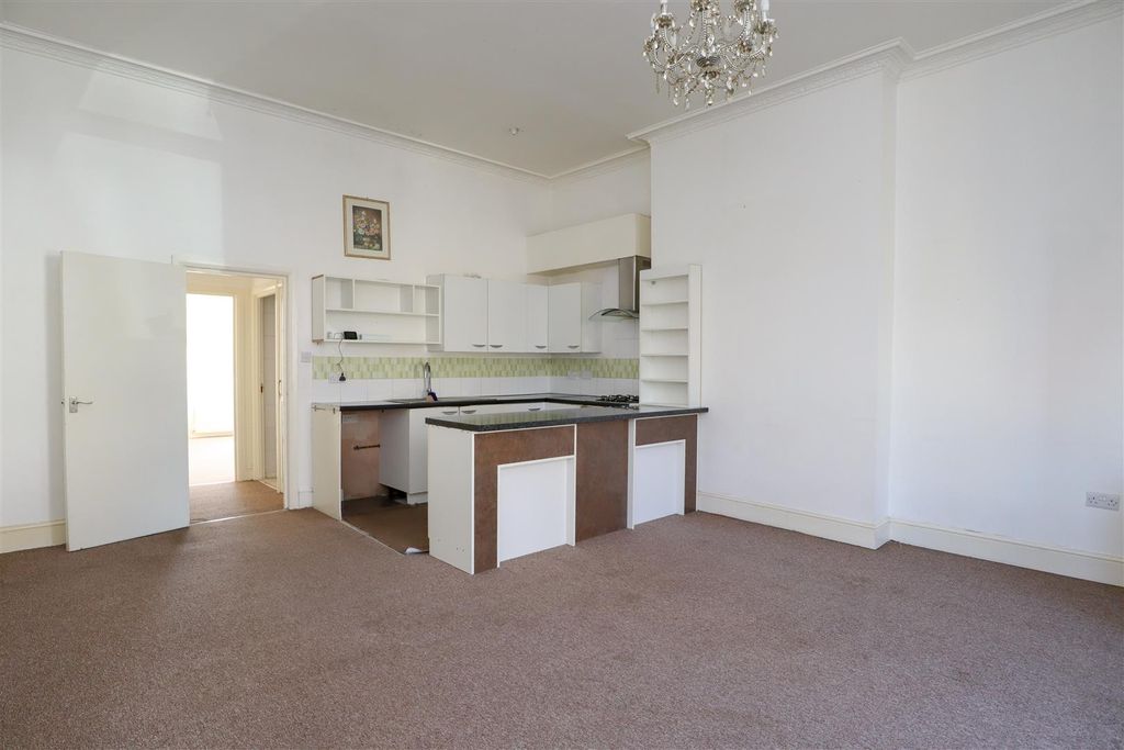 Property photo 3 of 6 Img_2596.Jpg